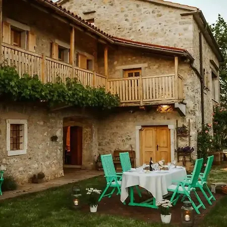 Vila Luxurious Chateau Asa In *
