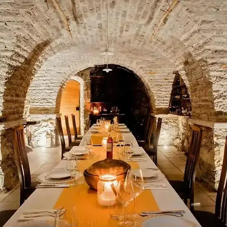 Luxurious Chateau Asa In Vila