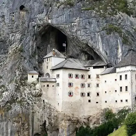 Luxurious Chateau Asa In 펜션