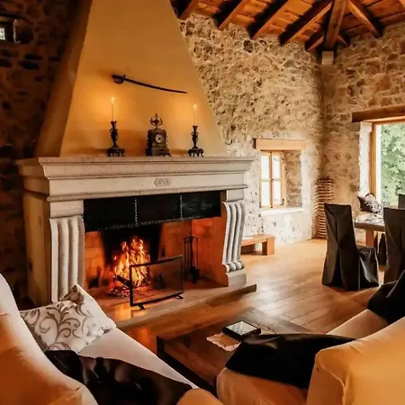 Luxurious Chateau Asa In Sezana